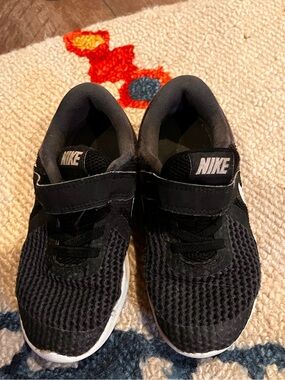Toddler Velcro Nikes